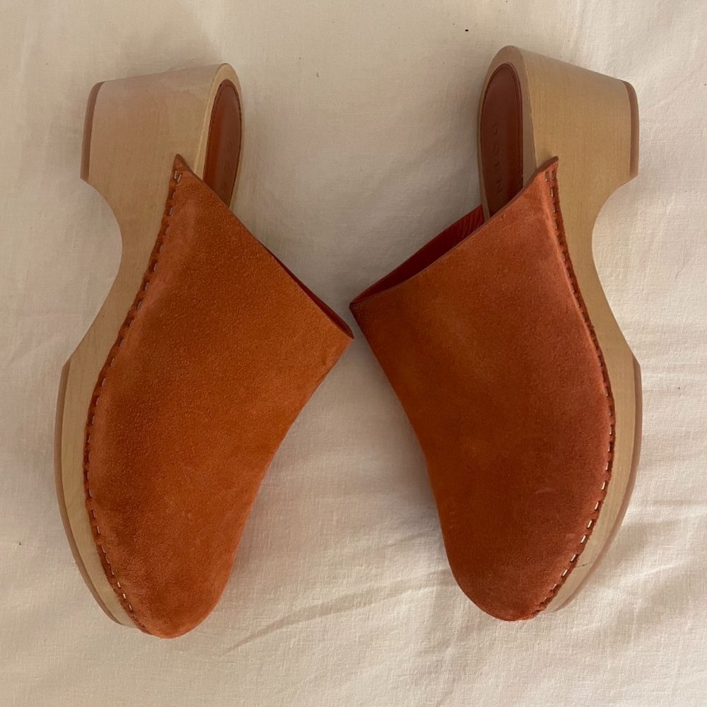 NWOT DOEN ANOUK CLOG